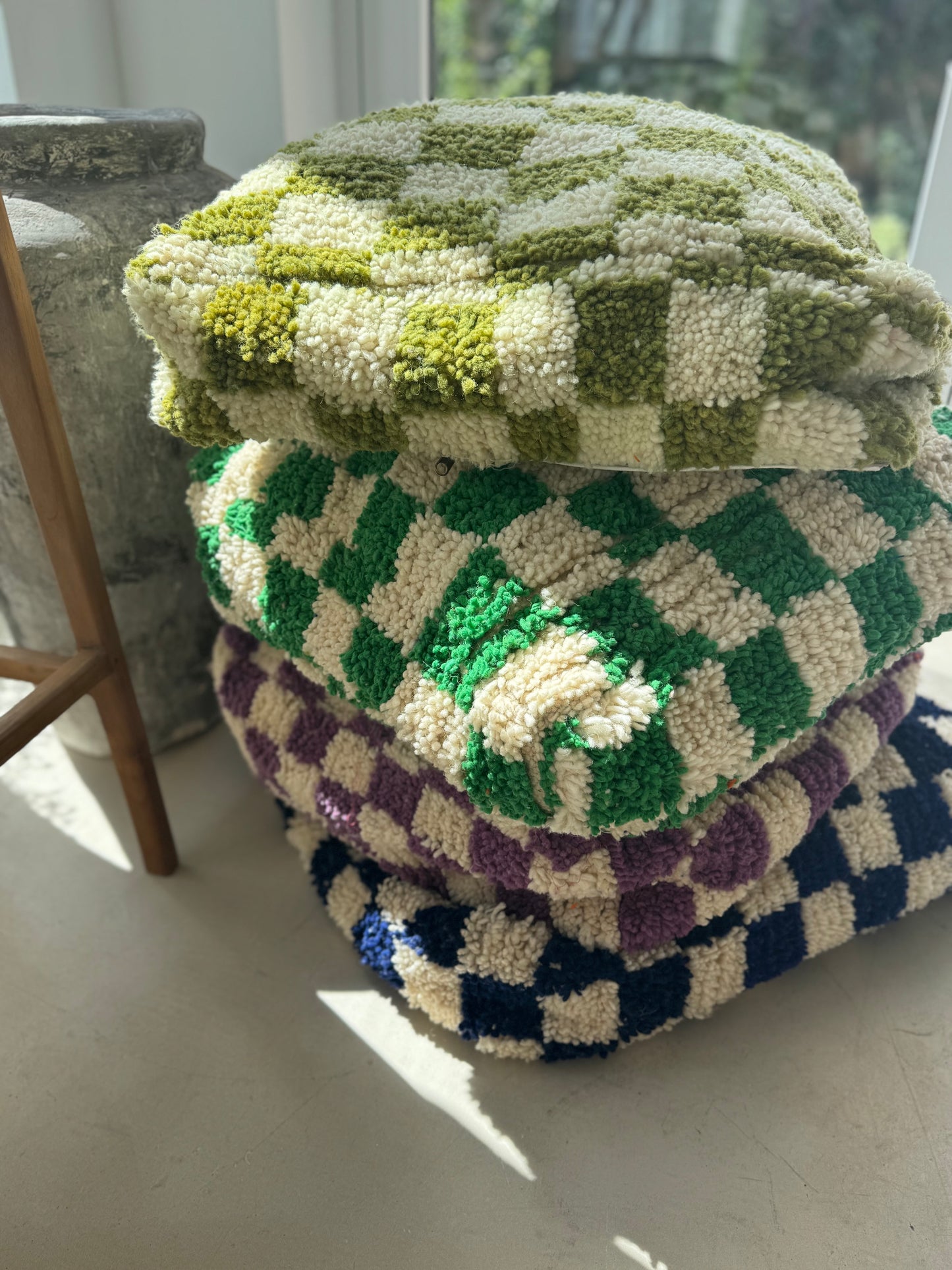 Sedací puf kostka vlna tmavě modrá