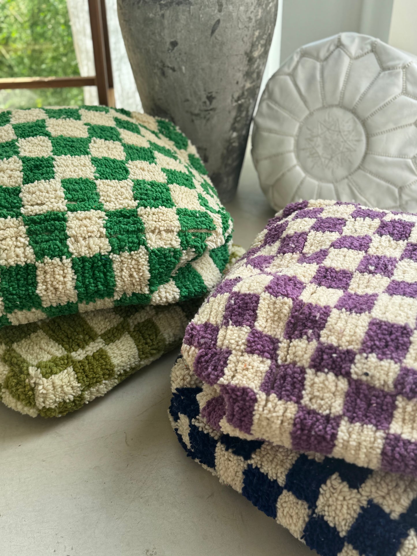 Sedací puf kostka vlna fialová