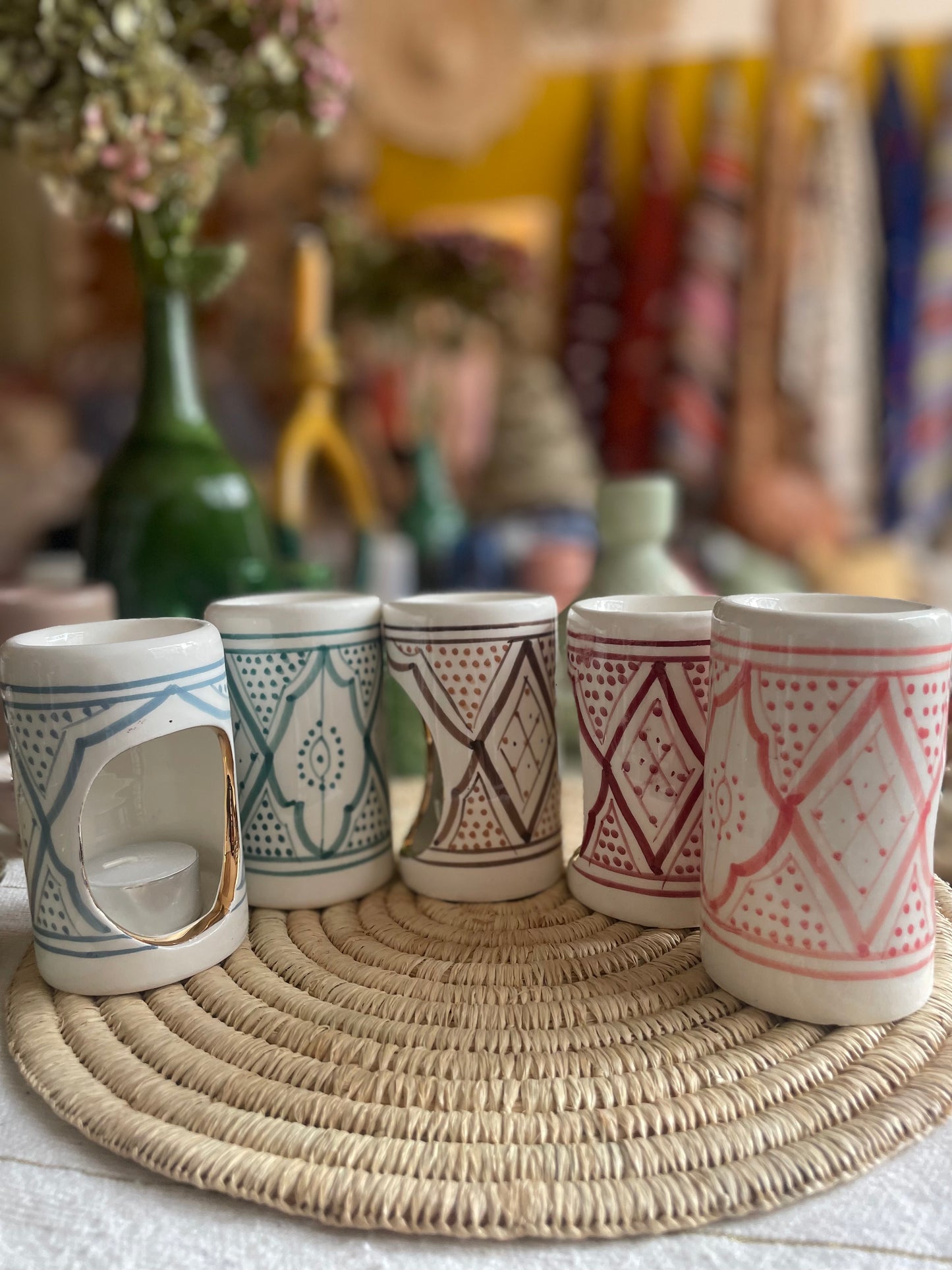 Aromalampa ručně malovaná 13cm různé barvy