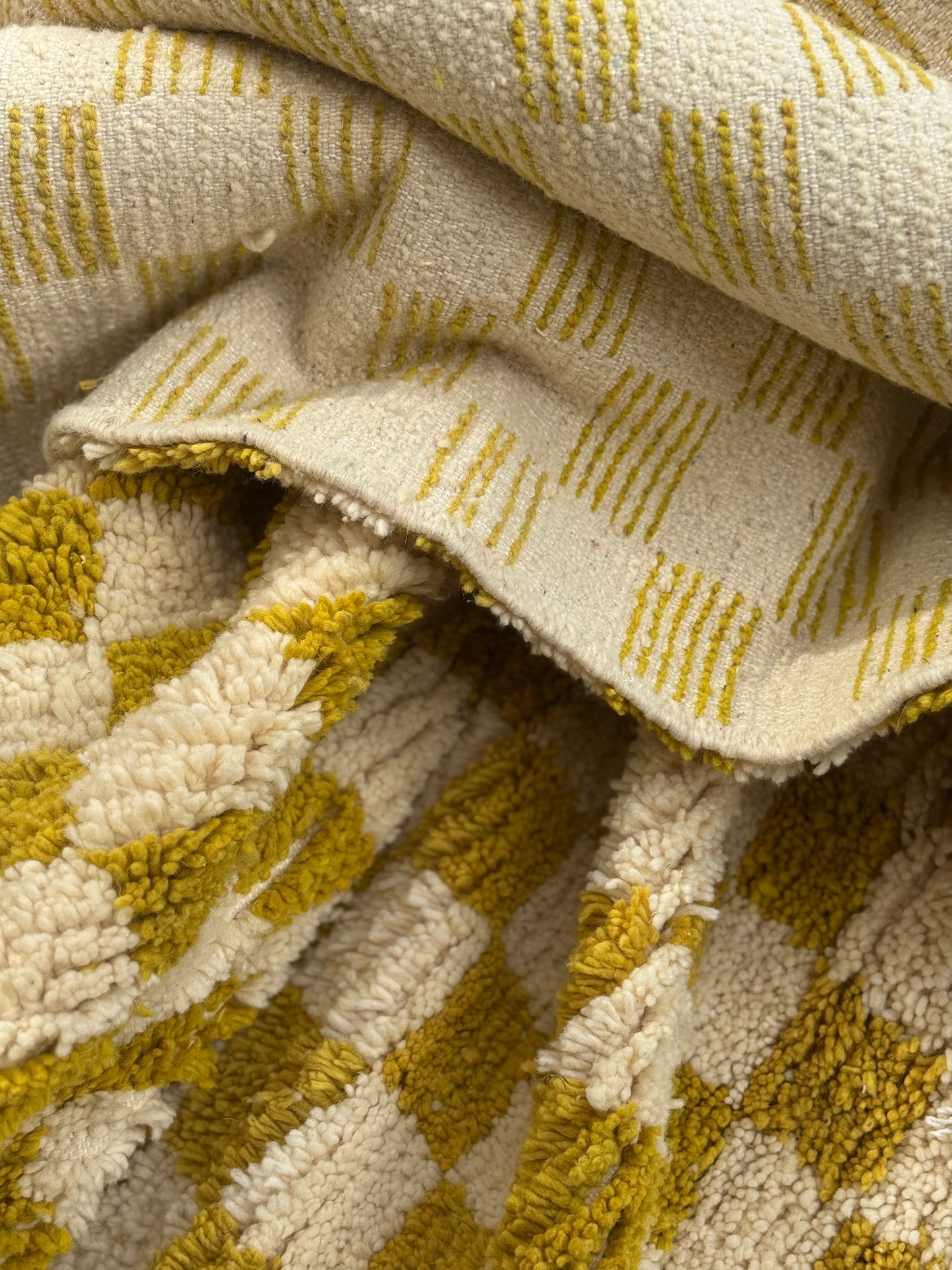 Koberec Kostka vysoký vlas 300x200cm