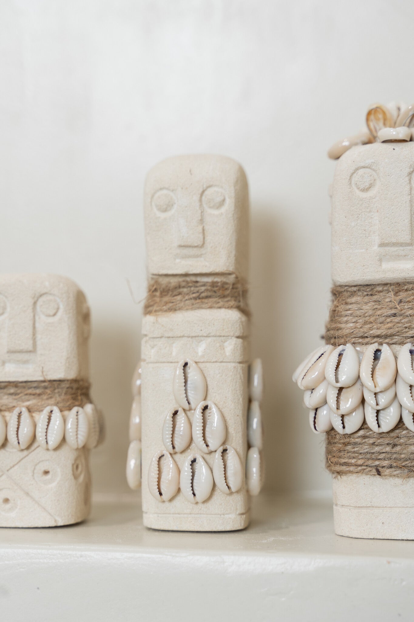 Dekorace kámen soška s mušlemi Bali