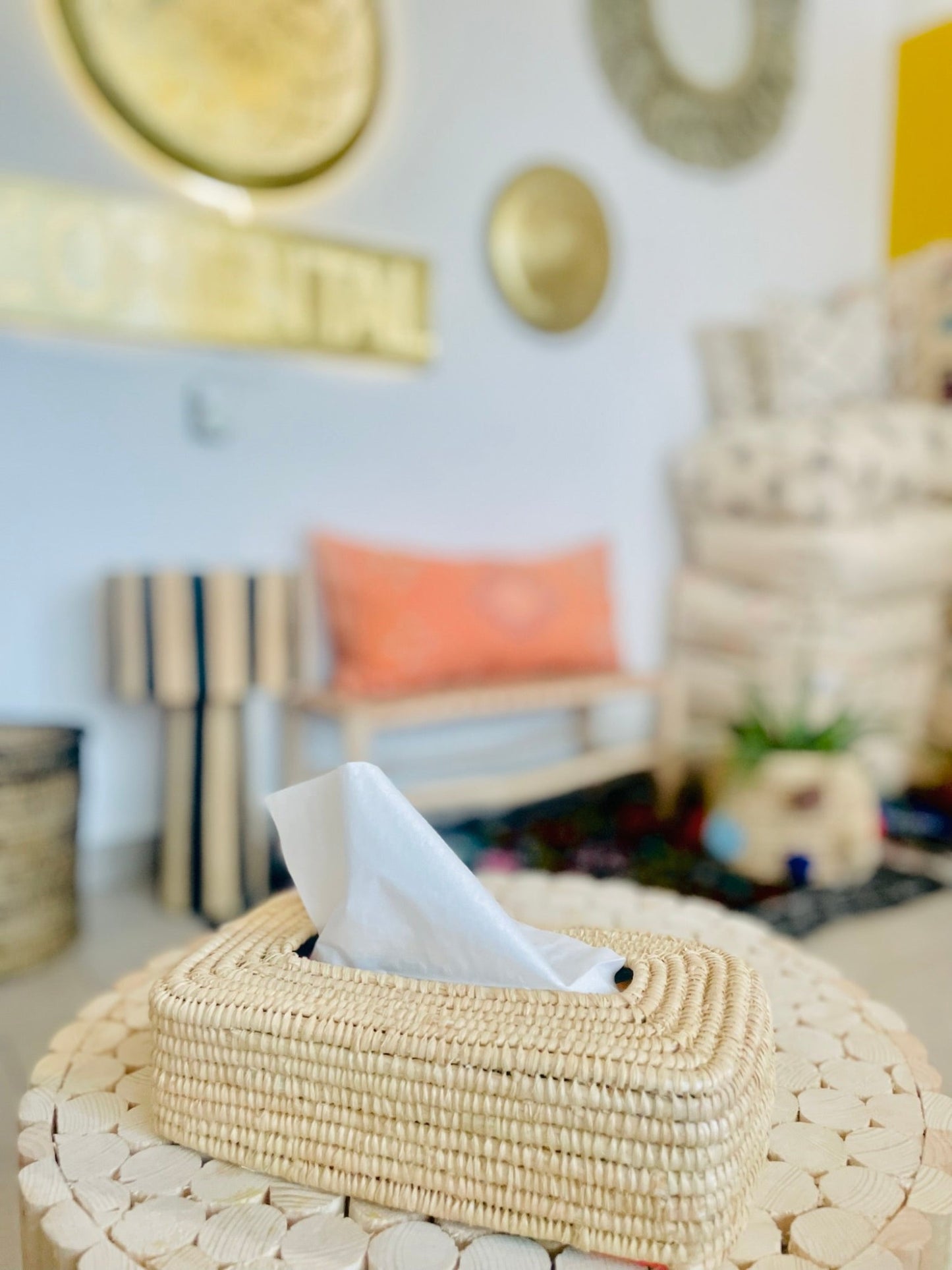 Natural packaging for tissues