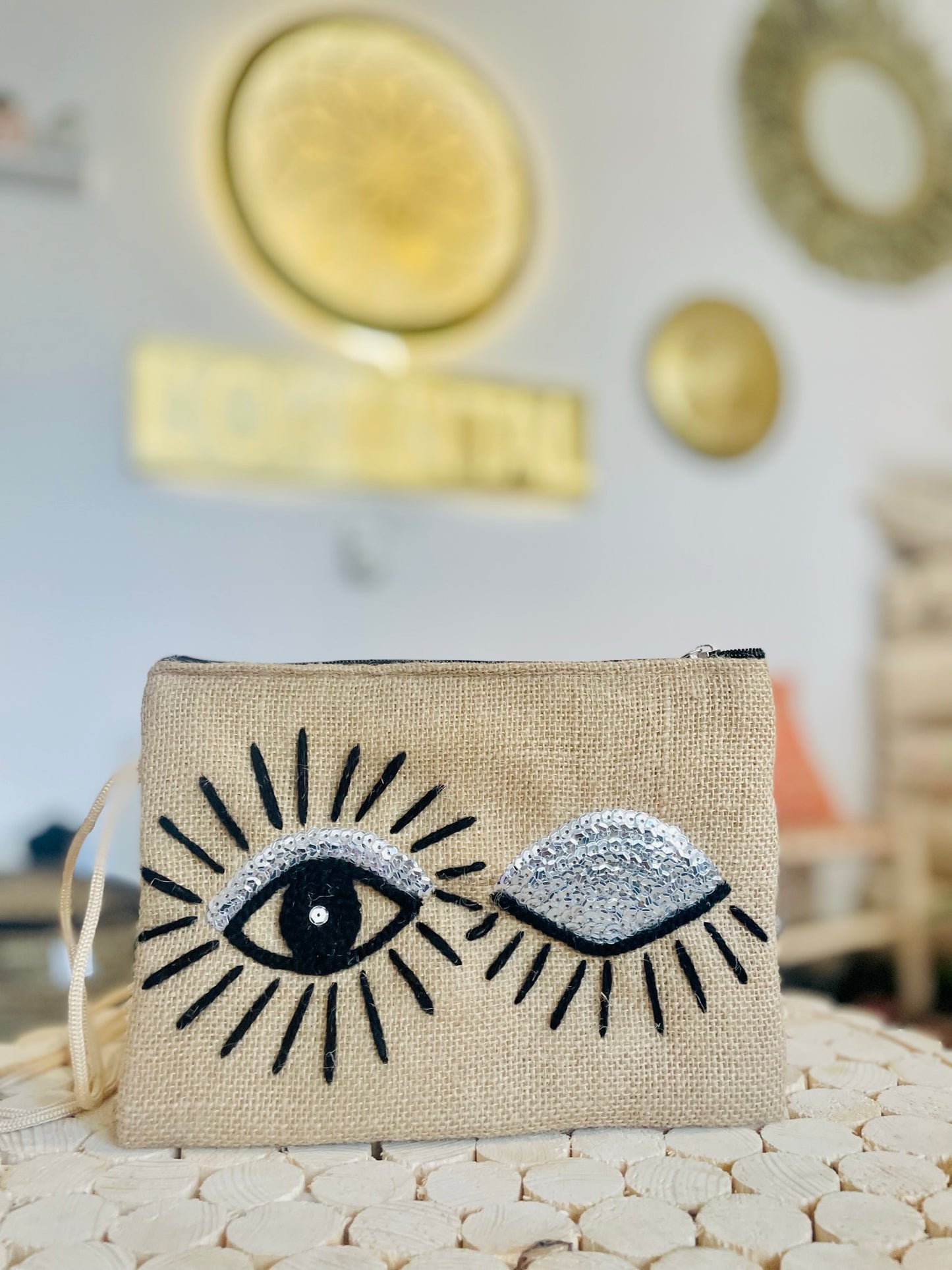 Cosmetic bag