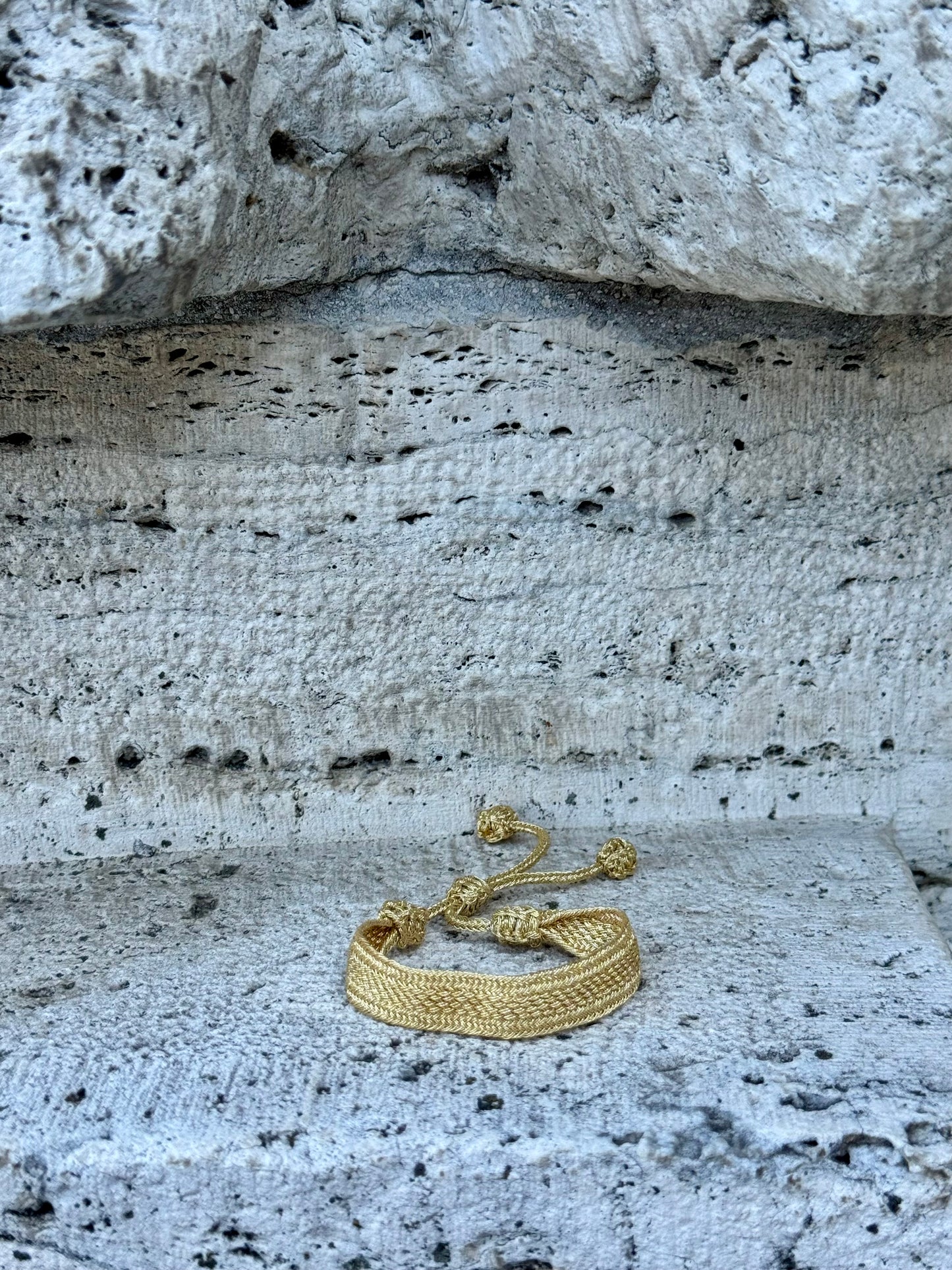 Náramek Golden Line