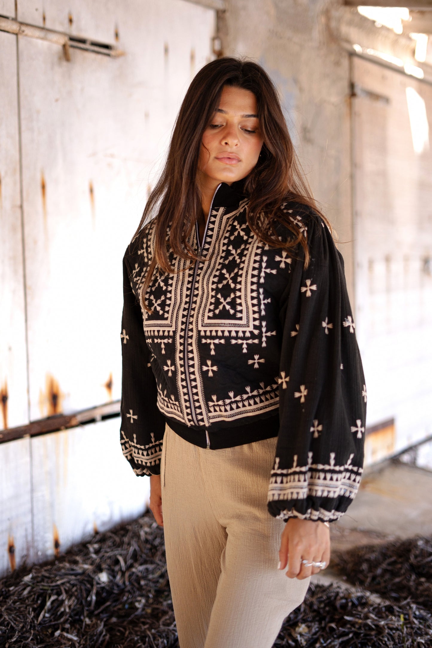 Bunda na zip Sonrisa Boho Černá