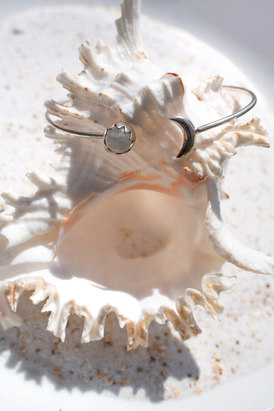 Náramek postříbřená mosaz s měsíčním kamenem Moon