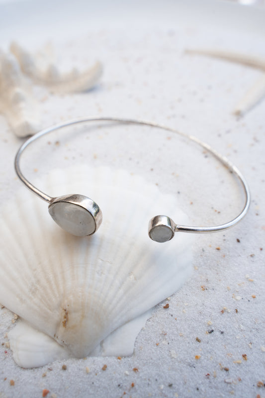 Náramek postříbřená mosaz