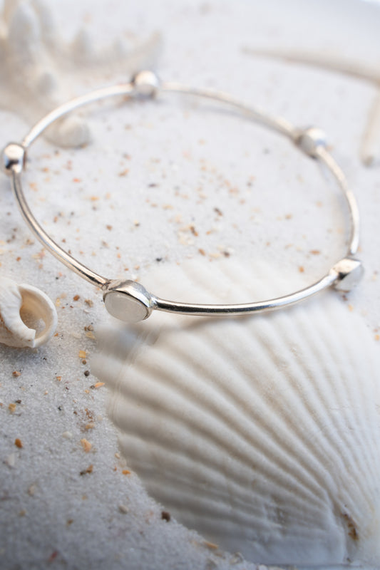 Náramek postříbřená mosaz s měsíčními kameny