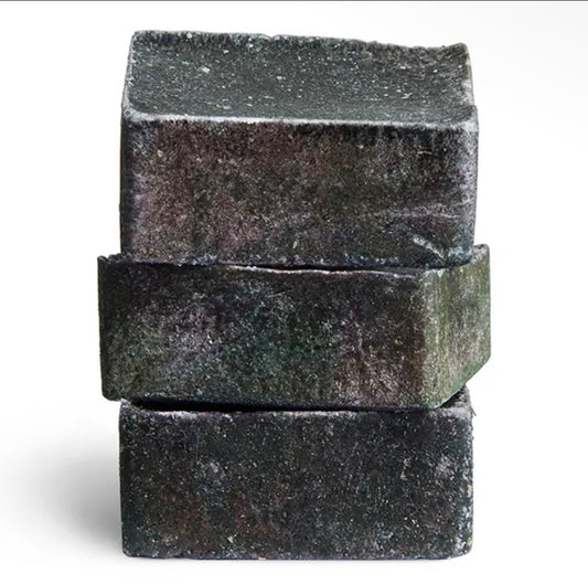 Tuhý parfém Black Musk