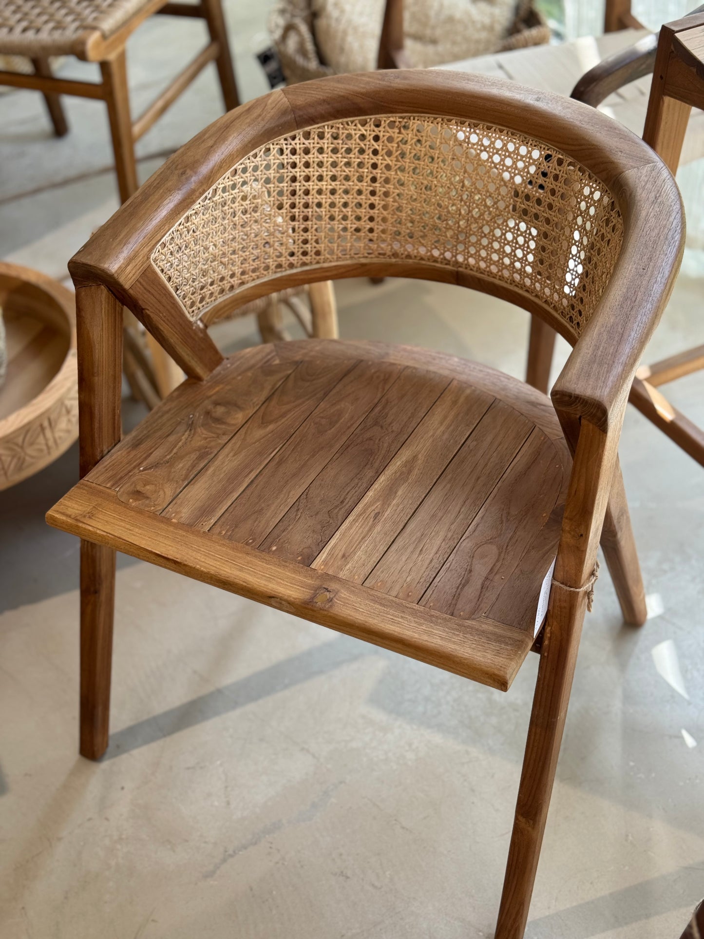 Teaková židle s ratanovým výpletem