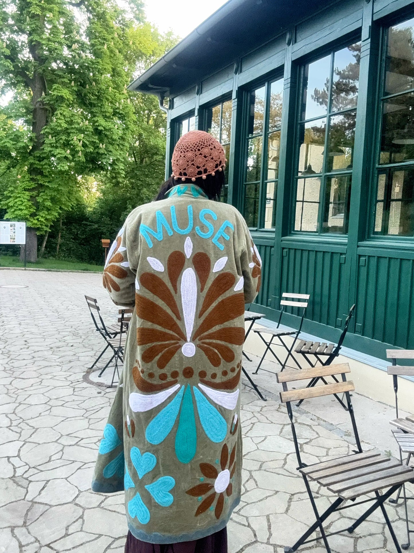 Dlouhý kabát Suzanni Velvet MUSE