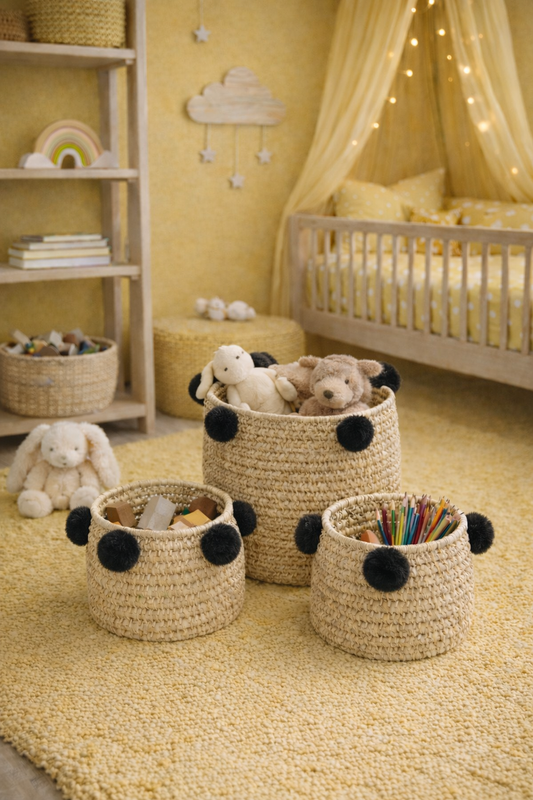 Set 3 košíků s bambulkami