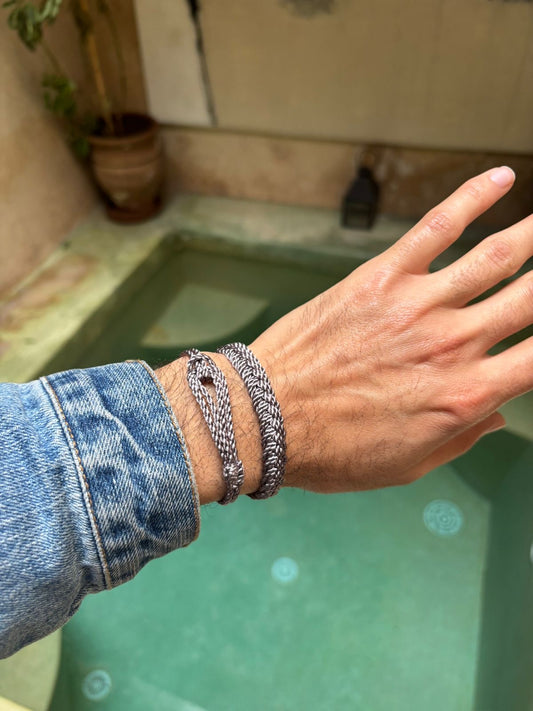 Náramek pánský hedvábný světle šedý