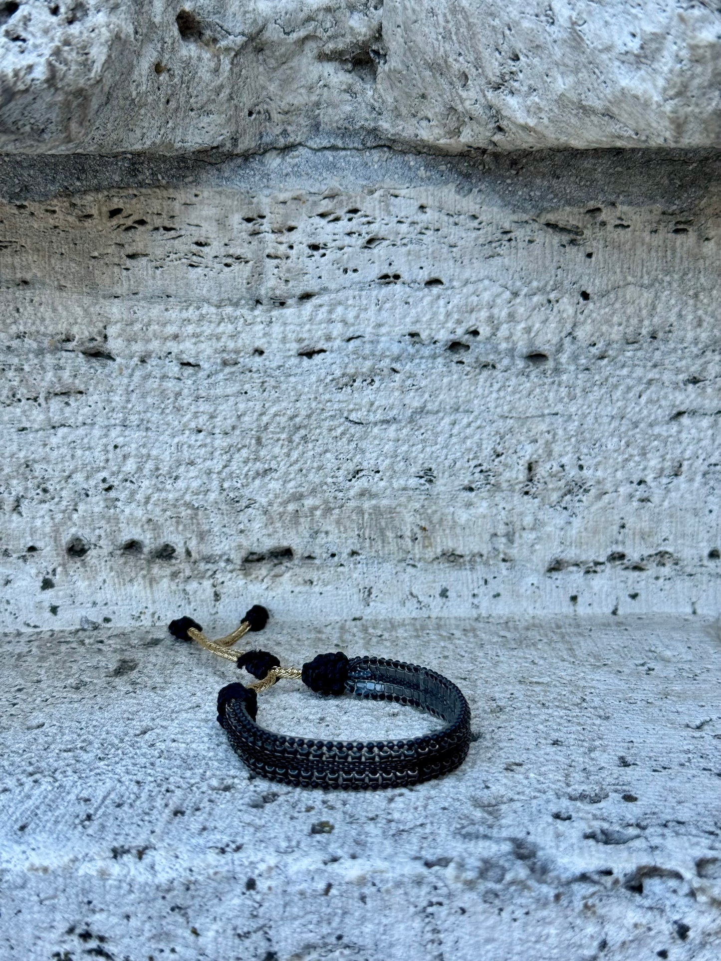 Náramek Black&Gold Slim