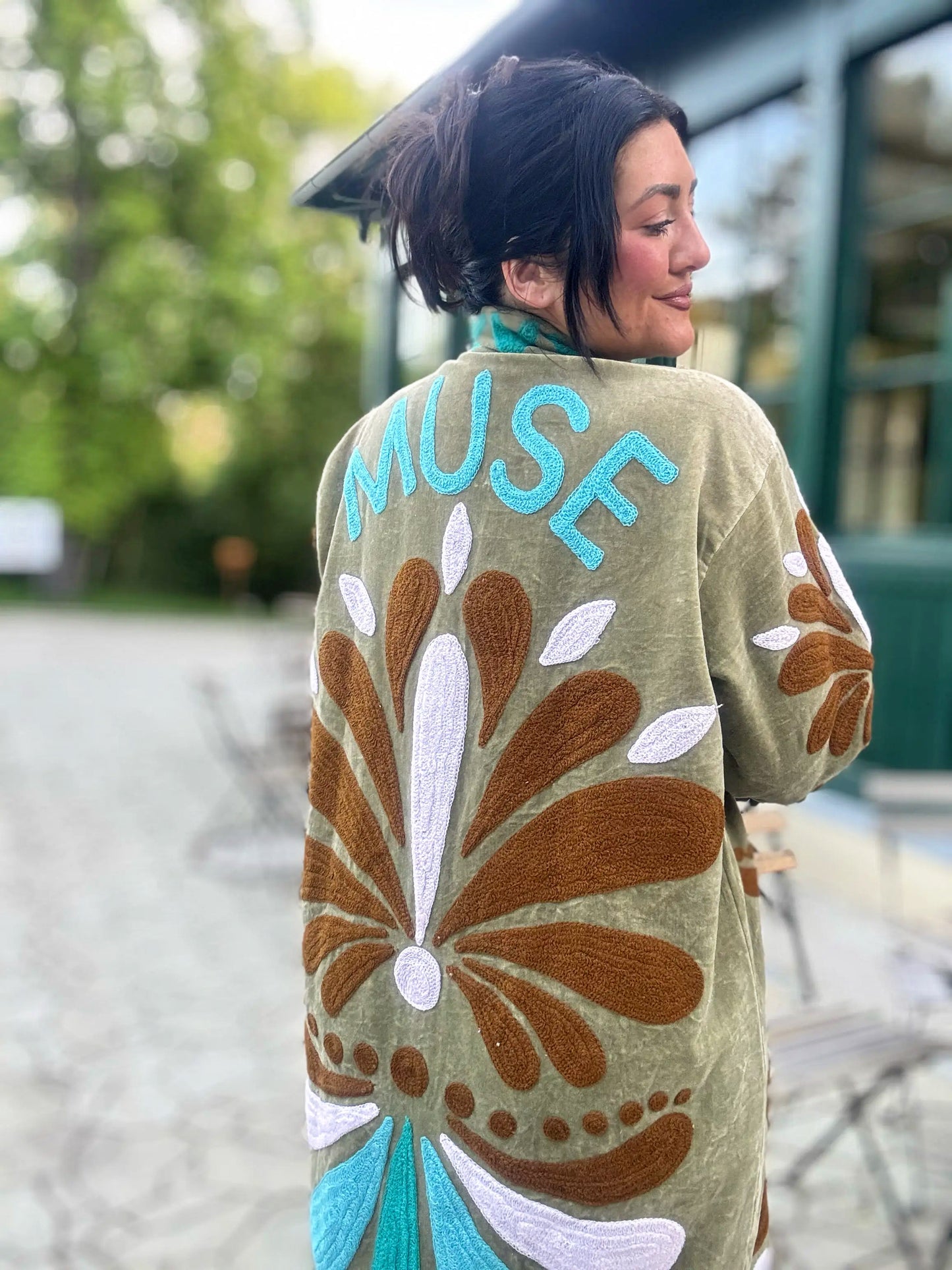 Dlouhý kabát Suzanni Velvet MUSE