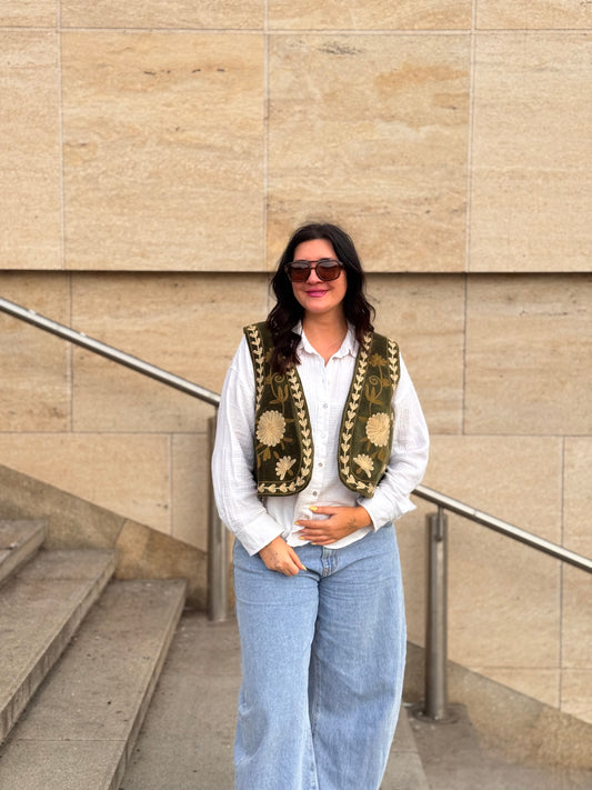 Krátká vesta Suzanni Samet Green&Gepard